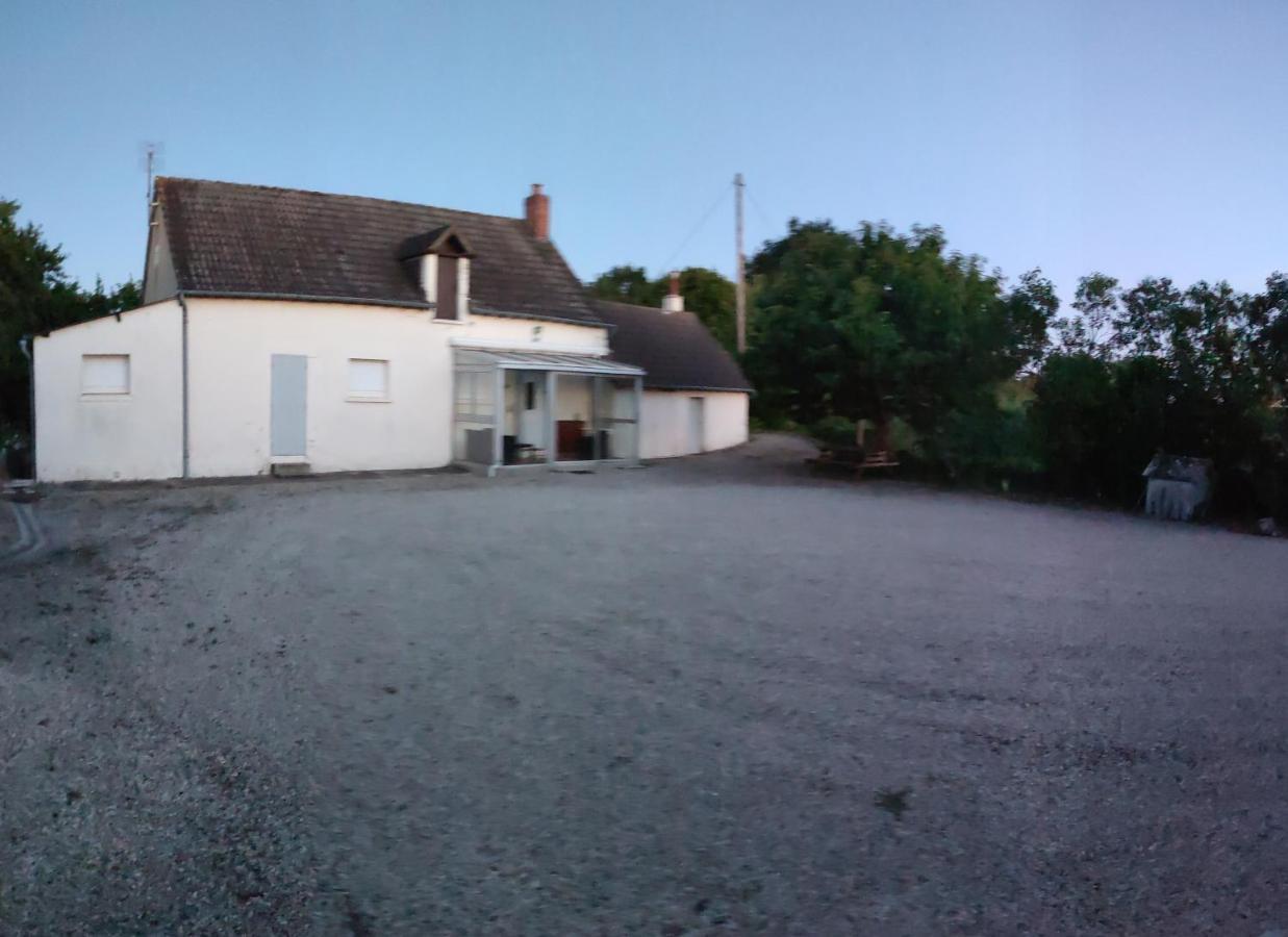 Gite Chez Jeannot Azay-le-Ferron Exteriér fotografie