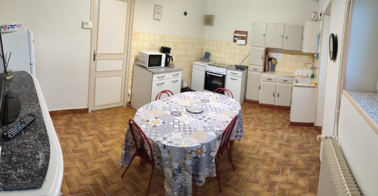 Gite Chez Jeannot Azay-le-Ferron Exteriér fotografie