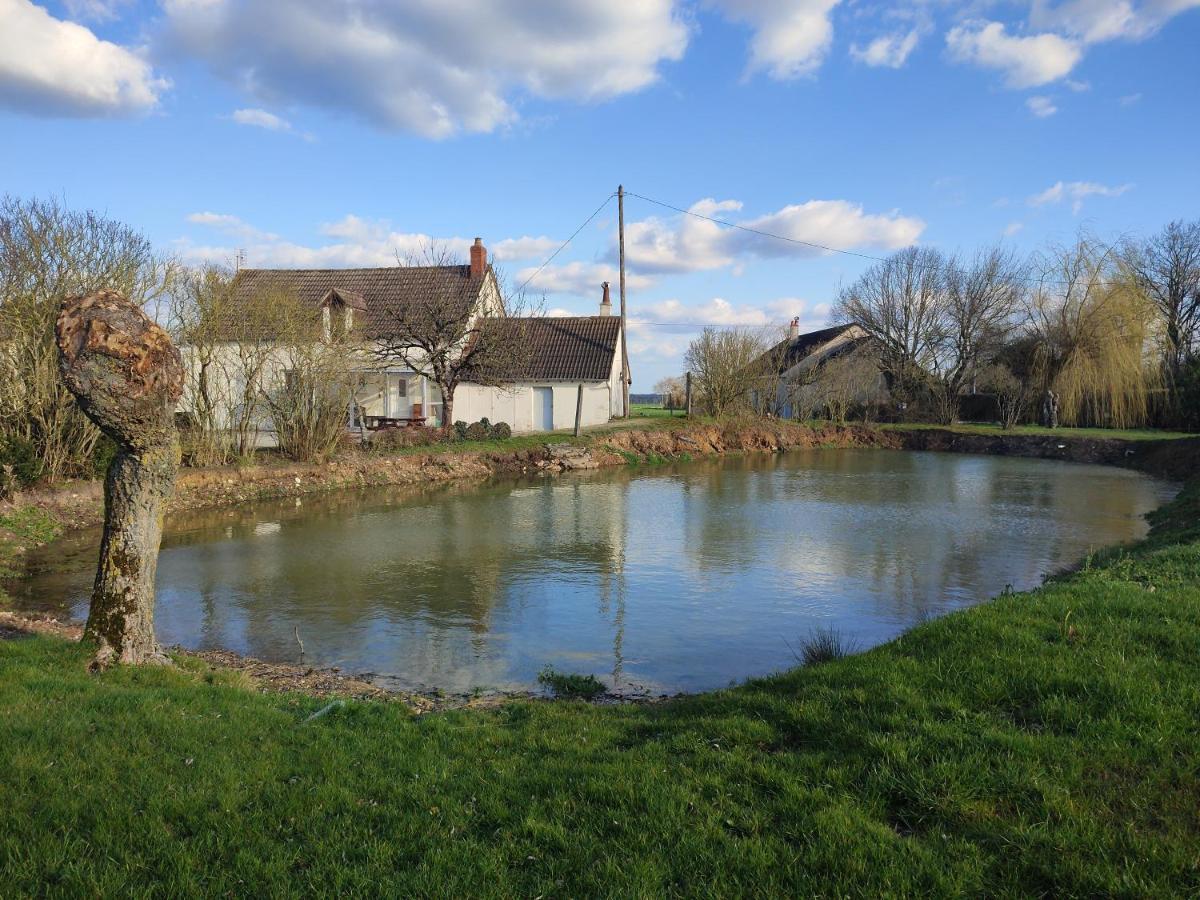 Gite Chez Jeannot Azay-le-Ferron Exteriér fotografie